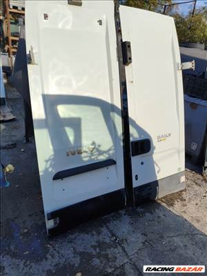 Iveco dayli hátsó ajtó pár  504120302 504120301