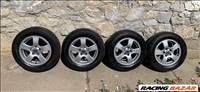  5x108 lyukosztású 15" gyári Volvo alufelni, rajta 195/65 használt Vredestein és Semperit nyári gumi