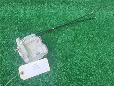 Suzuki Vitara Iv Bal hátsó Központizár Motor B00000125 8230254pa0