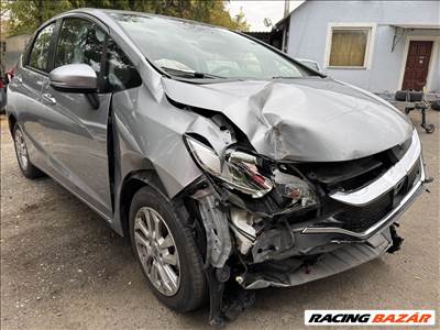 Honda Jazz IV 1.3i (GK) bontott alkatrészei