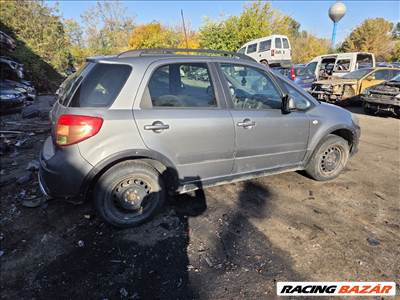 Suzuki SX4 I 1.6 VVT i-4WD ajtó 