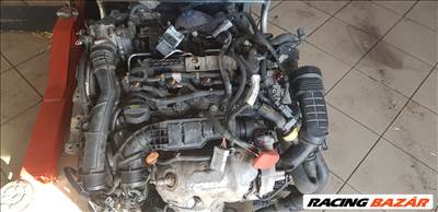 Peugeot 1.5 blue hdi131Le motor  alkatrészei eladó