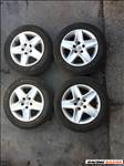  16" használt (gyári felni) felni, rajta 205/60 használt Michelin téli gumi gumi 