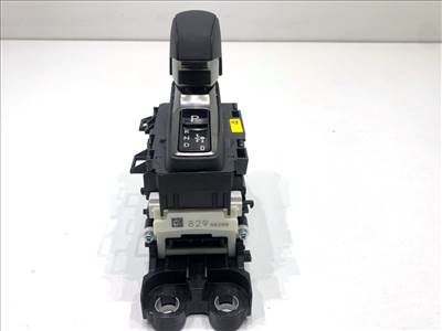 LEXUS LBX (_AYH1_, _AYA1_) 2023 - SEBESSÉGVÁLTÓ KAR 75M429