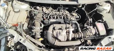 Ford Focus mk2 1.6 tdci motor alkatrészek 