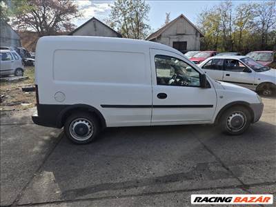 Opel Combo C Tour 1.3 CDTI ajtó 