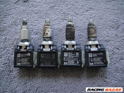 4db BMW  Gyári Tpms Keréknyomás Mérő Jeladó Szenzor Érzékelő . Cikkszáma: 6887140-02 