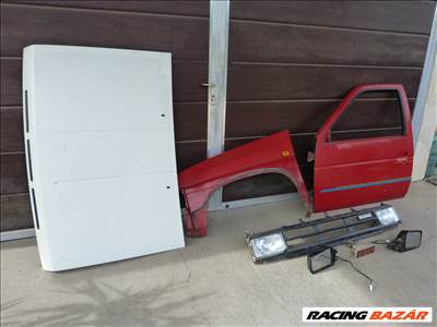Nissan Terrano karosszéria alkatrészek 