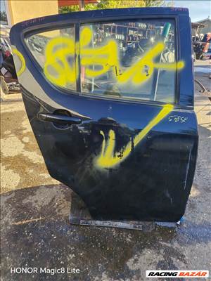 Suzuki Splash Jobb hátsó ajtó.