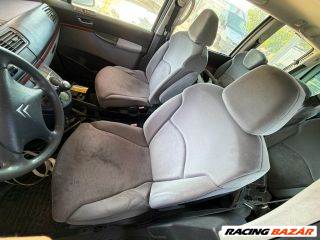 Citroën C8 I Jobb első Fejtámla *173590*