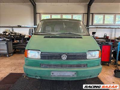 VW TRANSPORTER IV Dobozos (70XA) 2.4 D - Bontódik!