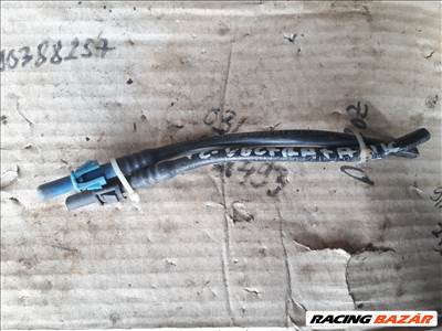Opel Vectra C 2003 1.8 benzincső csatlakozó 24403456