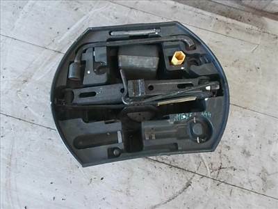 PEUGEOT 307 05-07 Szerszámtartó pótkerékbe
