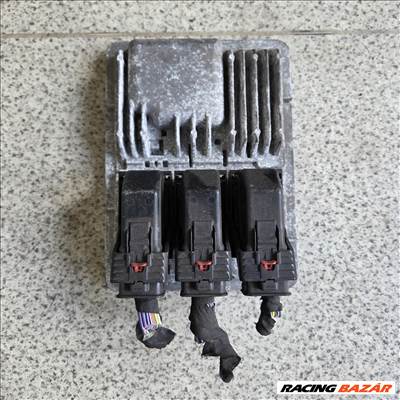 Opel Corsa E motorvezérlő elektronika  12666191