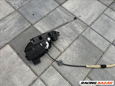 Volvo XC60 I bal elso ajtózár  30799314