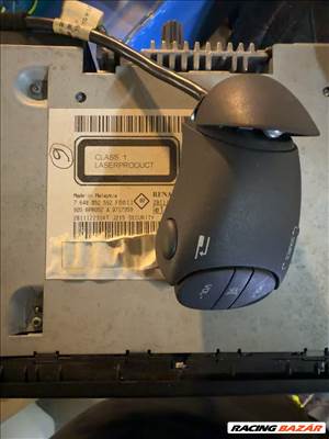 Dacia Duster Gyári CD MP3 rádió + távvezérlő 281112231r j215security