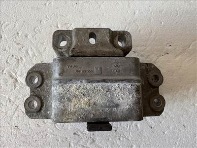 volkswagen passat b7 2010-2014 motortartó bak   3C0199555