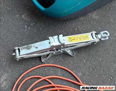 Gyári Honda Jazz emelő 