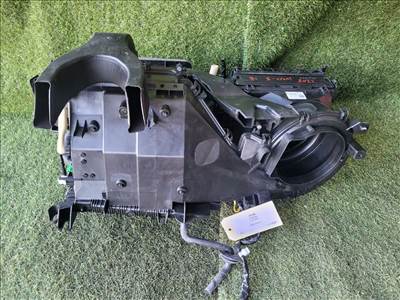 Suzuki S-cross Fűtés Box 63-90 3773454p00