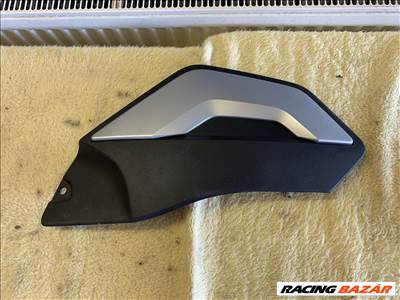 Dacia Duster első középkonzol bal burkolat 689216882r