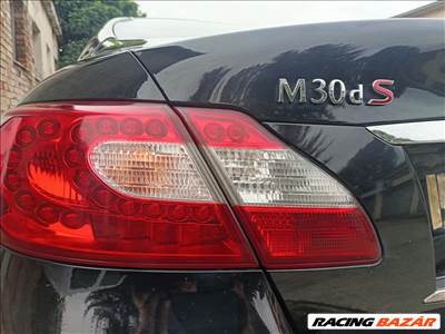Infiniti M30DS bontott alkatrészek!