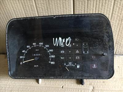 FIAT UNO (146_), FIAT UNO CARGO, FIAT UNO (195_), FIAT UNO dobozos/ferdehátú (267_), FIAT UNO Dobozos (146_) Műszercsoport