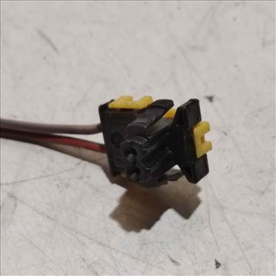 Fiat Freemont 2011-2015 jobb oldali függöny légzsák elektromos csatlakozó p05108008af