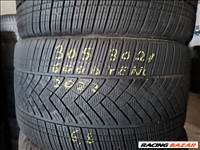  305/30/21" Goodyear téli gumi 