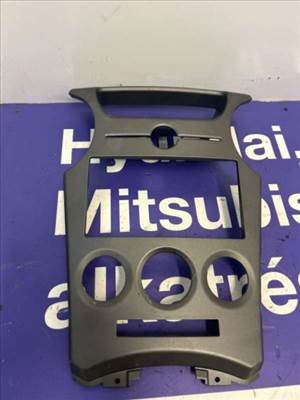 Kia Carens UN középkonzol 847401D0003W-BON