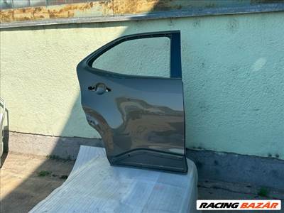 Toyota Yaris Cross (XP210) Jobb hátsó Ajtó  67003k2020