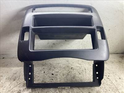 HYUNDAI TRAJET Keret