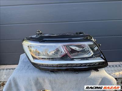 Volkswagen Tiguan II  jobb első fényszóró full led 5nb941036d