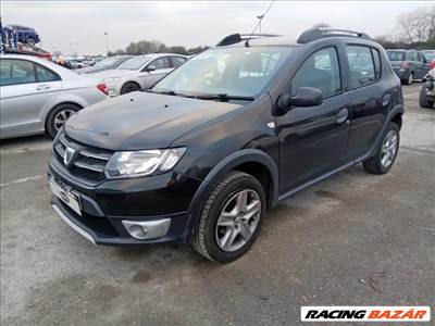 Dacia Sandero II bontott alkatrészei