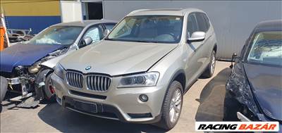 BMW X3 (F25) bontott alkatrészei