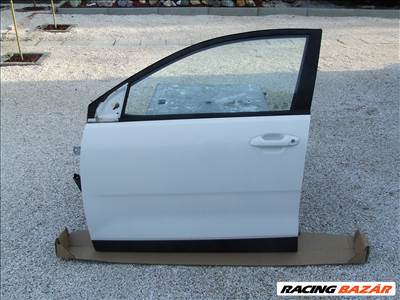 Kia Stonic ajtó 