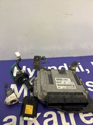 Kia Carens UN motorvezérlő gyújtáskapcsoló ECU szett 391132A600-BON
