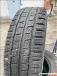  225/7516" használt Kumho téli gumi gumi