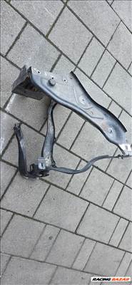 Mercedes CLS-osztály W218 CLS 218 bal első lámpa keret 