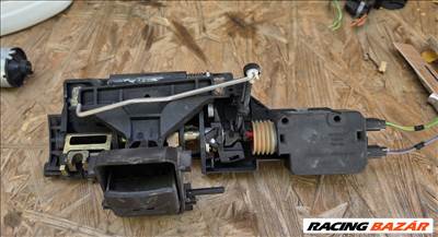 Mercedes Vaneo W414 Kőzpontizár motor Csomagtèrajtó 