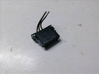 Mercedes Benz E-Class W211 2002-2008 Elektromos csatlakozó Használt bal Hátsó lámpa