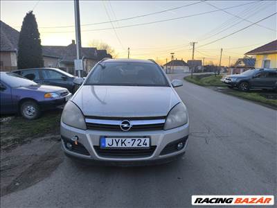 Opel Astra H bontásra egyben eladó