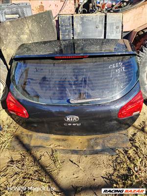 Kia Cee'd (JD) Csomagtérajtó kompletten.