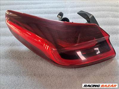 KIA XCEED (CD) LED Bal külső hátsó lámpa 92401J7300 