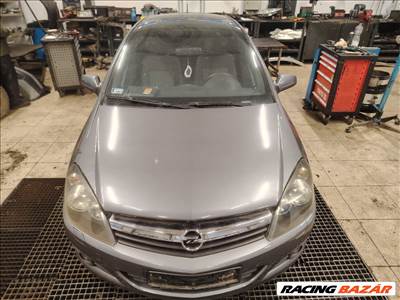 OPEL ASTRA H GTC 1.4 - Bontódik!