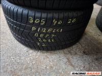  305/40/20" def.tűrő Pirelli téli gumi 