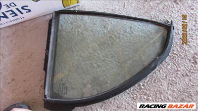 Toyota Yaris (XP90) bal hátsó háromszög üveg (43R-00048)